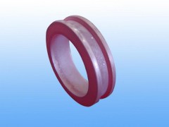 本公司專業(yè)生產(chǎn)各類環(huán)形鍛件，如法蘭，齒輪，缸套，軸承內(nèi)外套圈