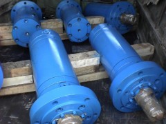 承接常規(guī)液壓油缸及非標油缸加工